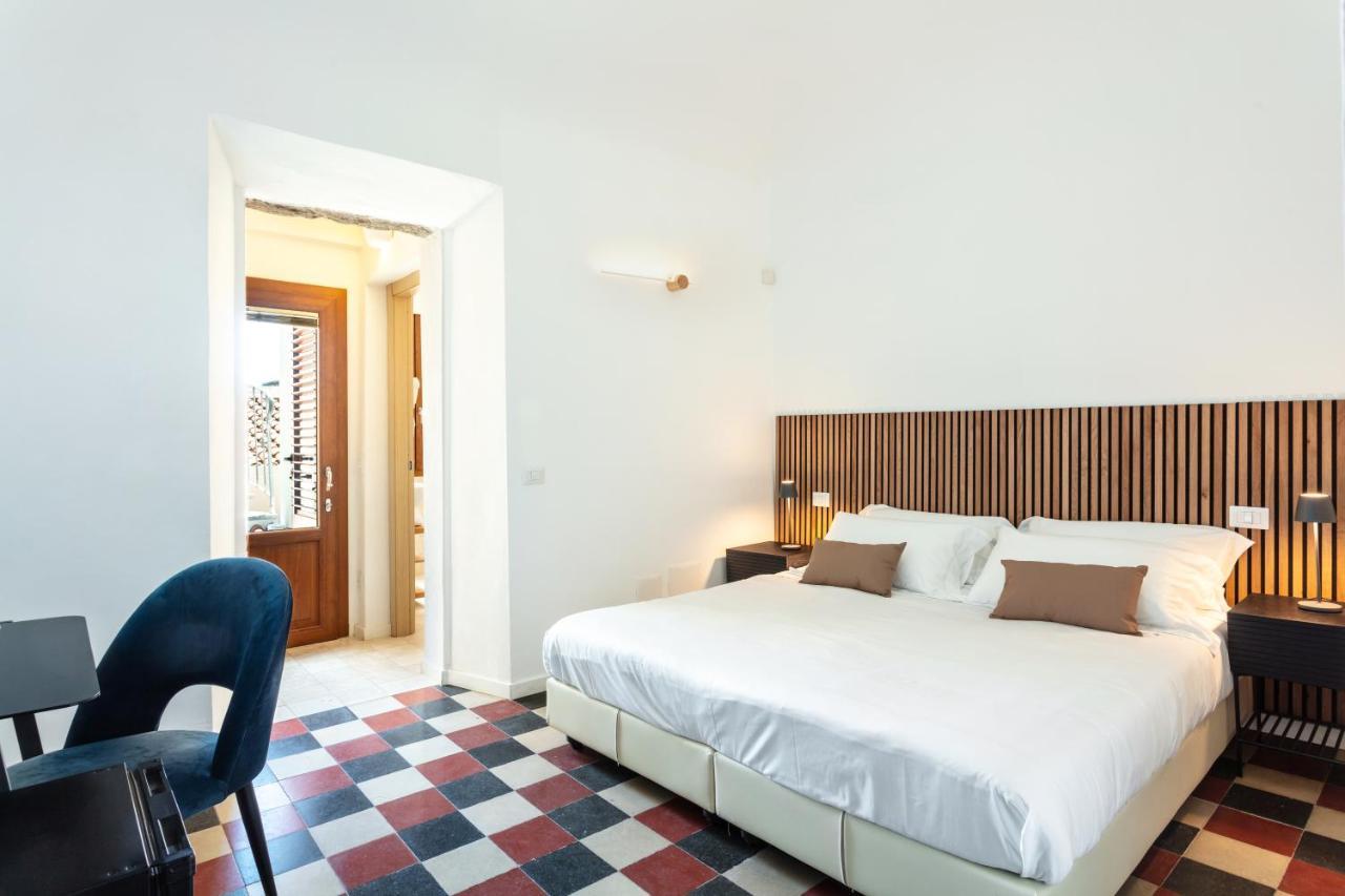 Reef Suites Олбия Екстериор снимка