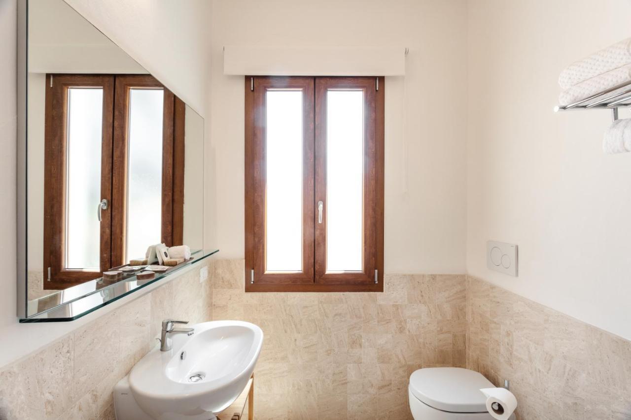 Reef Suites Олбия Екстериор снимка