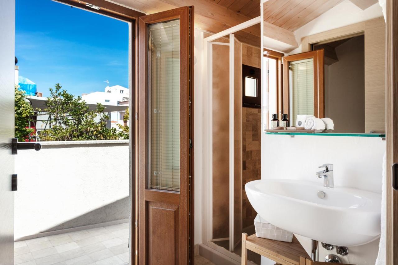Reef Suites Олбия Екстериор снимка