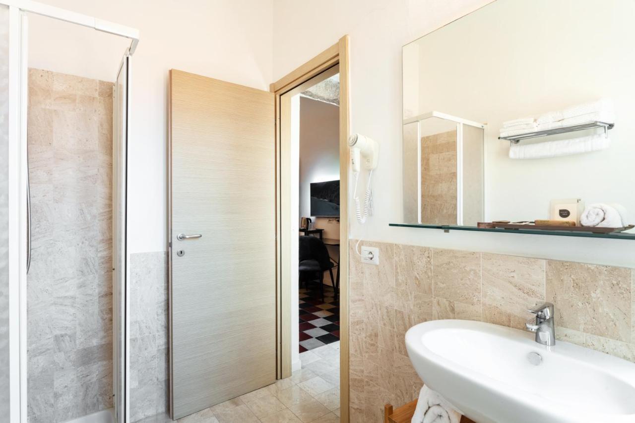Reef Suites Олбия Екстериор снимка