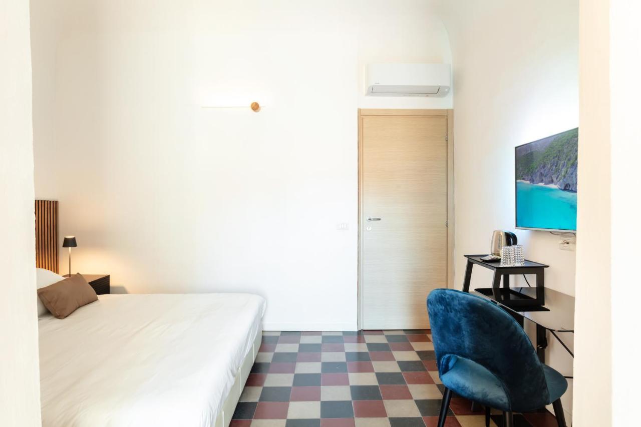 Reef Suites Олбия Екстериор снимка