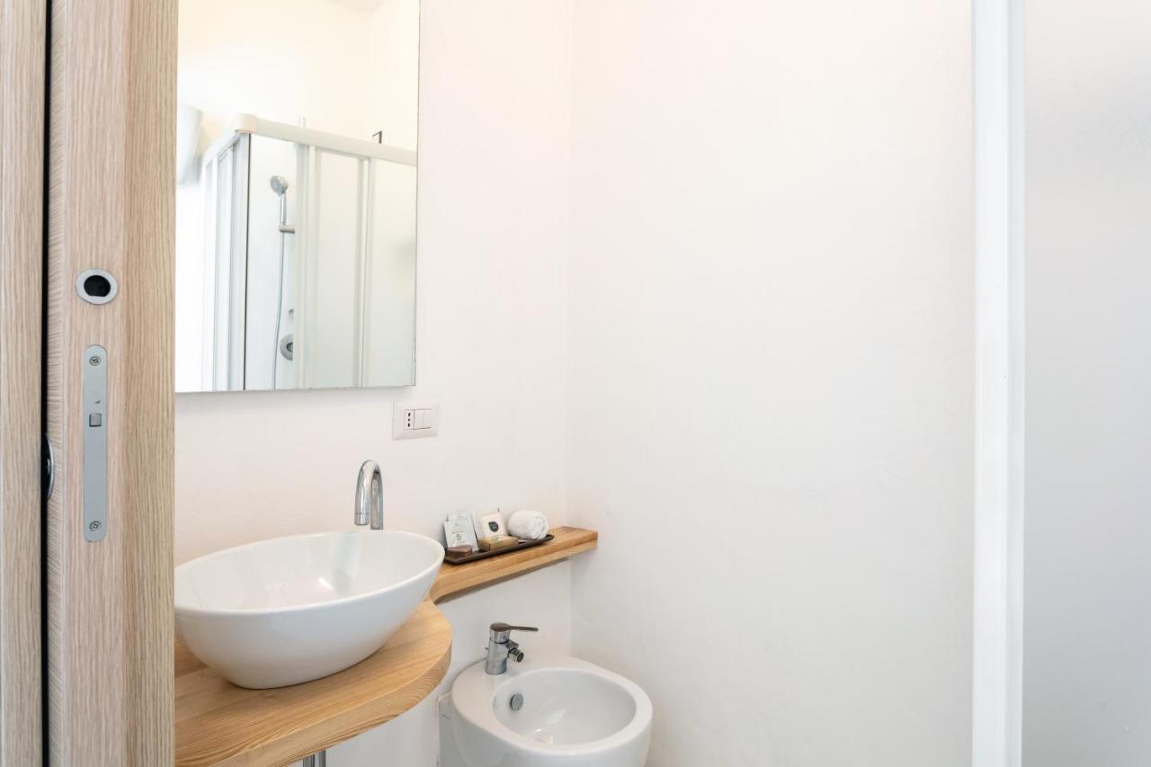 Reef Suites Олбия Екстериор снимка